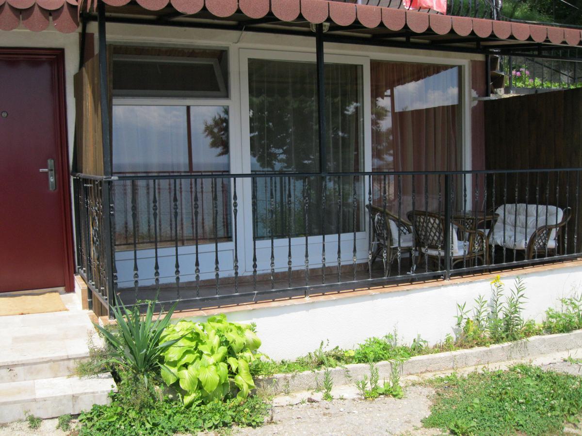 Villa Eros Apartments Struga Exteriör bild